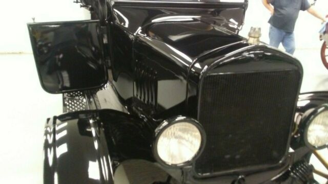 Ford Model T 1924 image number 36