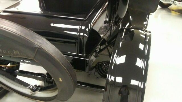 Ford Model T 1924 image number 9