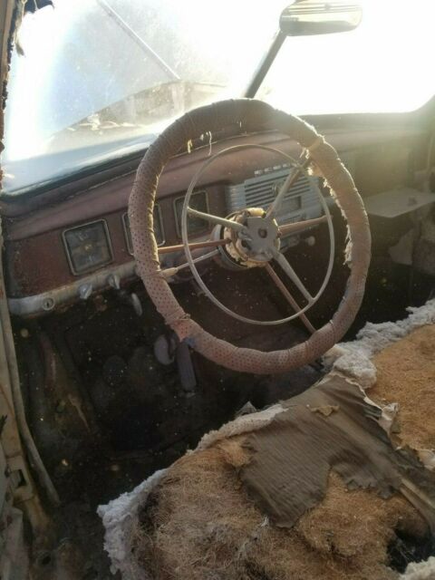 Dodge Coronet 1950 image number 16