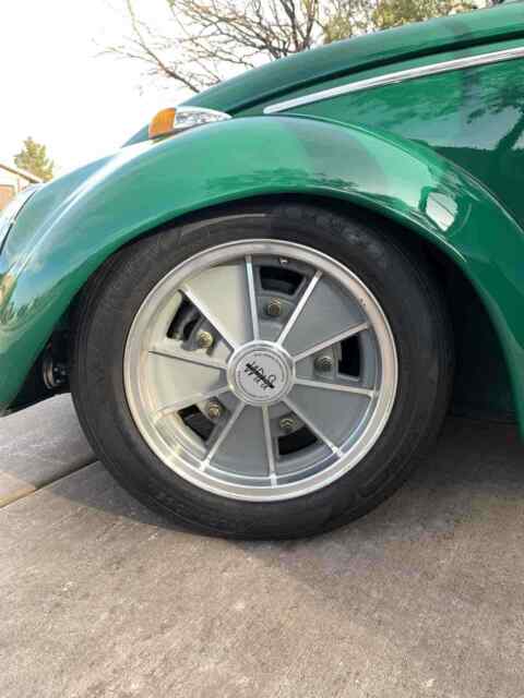 Volkswagen Beetle (Pre-1980) 1961 image number 12