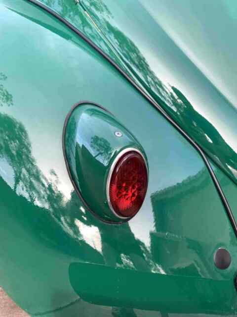 Volkswagen Beetle (Pre-1980) 1961 image number 8
