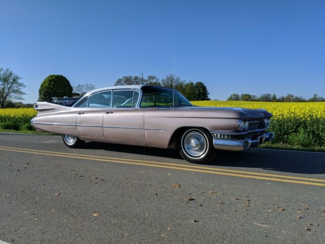 Cadillac Series 62 1959 image number 25
