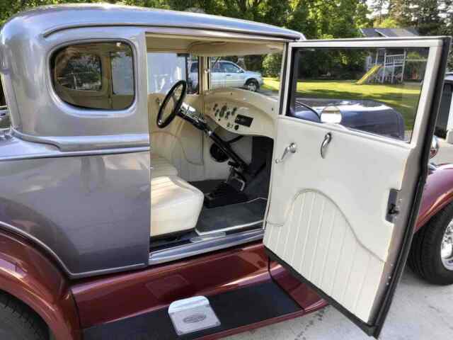 Ford Model A - 5 Window Coupe 1931 image number 23