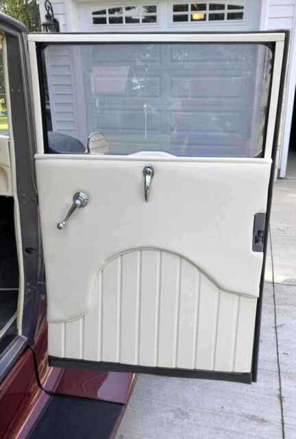 Ford Model A - 5 Window Coupe 1931 image number 6