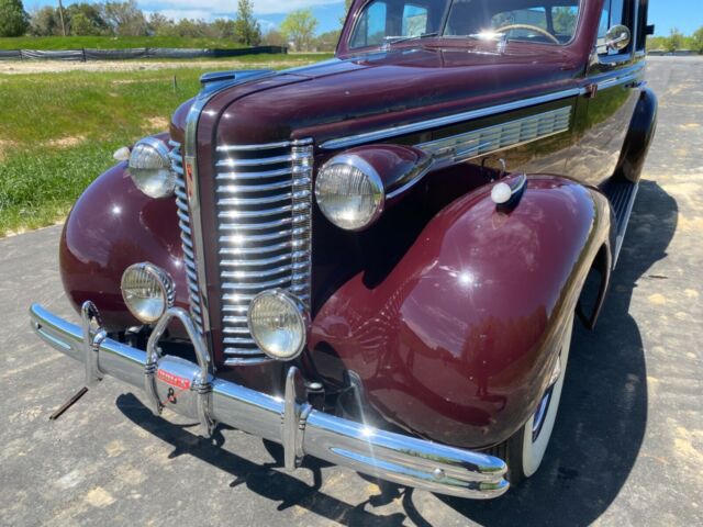 Buick Special 1938 image number 3
