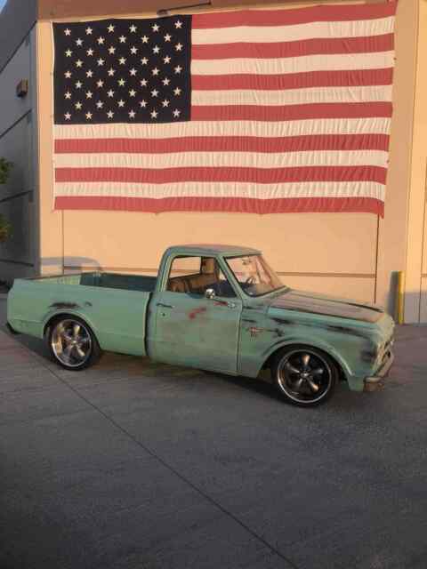 Chevrolet C10/K10 1967 image number 0