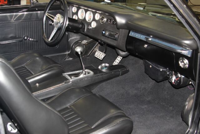 Pontiac Le Mans 1966 image number 14