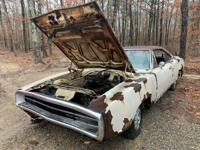 Dodge Charger 1970 image number 10