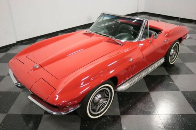Chevrolet Corvette 1965 image number 21