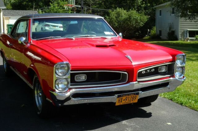 Pontiac GTO 1966 image number 6
