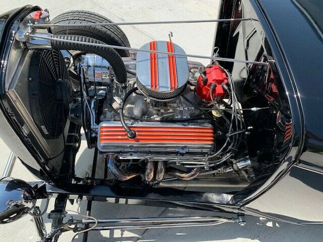 Ford Coupe 1932 image number 14