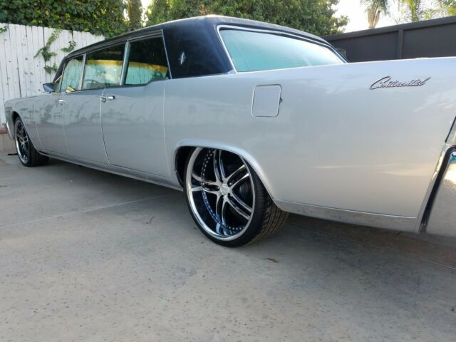 Lincoln Continental 1965 image number 3