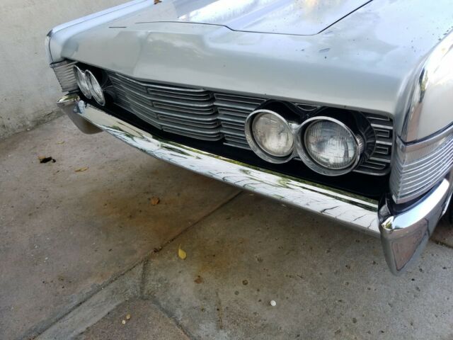 Lincoln Continental 1965 image number 6