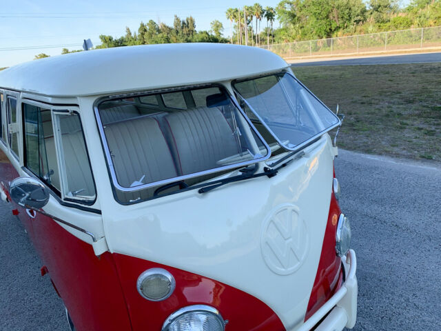 Volkswagen Bus/Vanagon 1975 image number 6