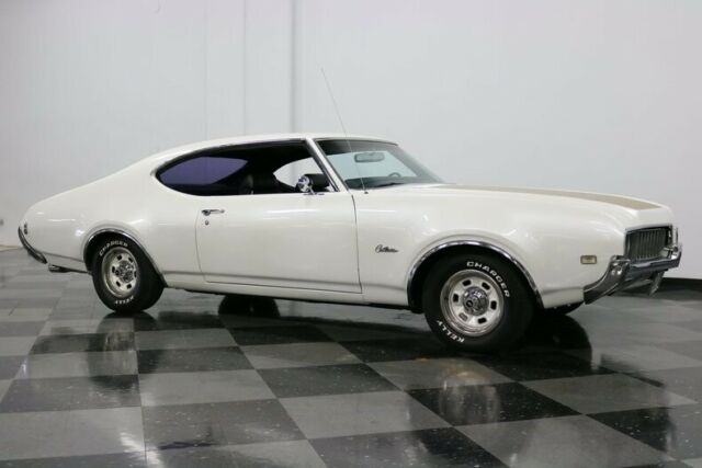 Oldsmobile Cutlass 1969 image number 40
