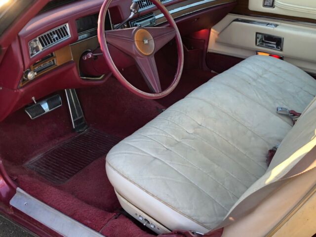 Cadillac DeVille 1974 image number 37