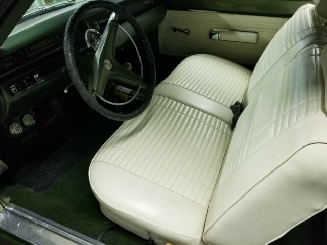 Plymouth Road Runner 1969 image number 14