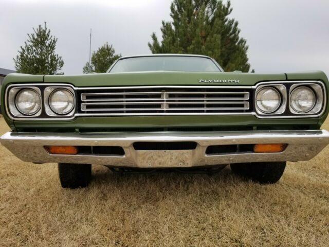 Plymouth Road Runner 1969 image number 8