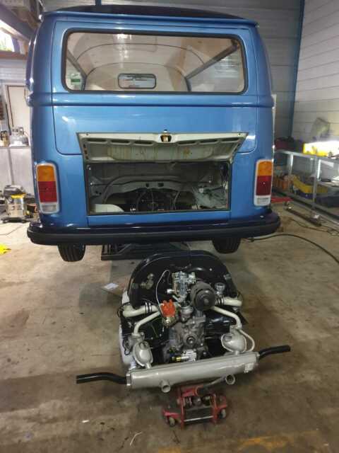 Volkswagen Bus/Vanagon 1976 image number 36