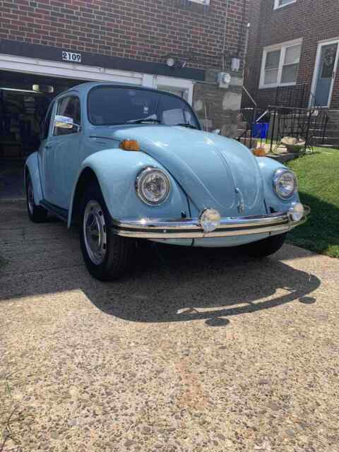 Volkswagen Beetle 1972 image number 1