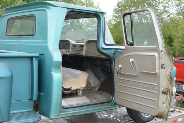 Chevrolet C-10 1963 image number 11