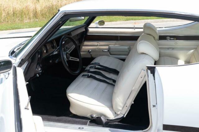 Oldsmobile 442 1971 image number 17