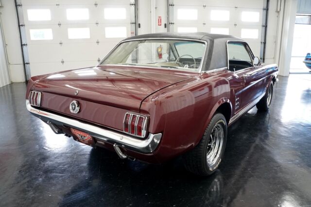 Ford Mustang 1965 image number 17