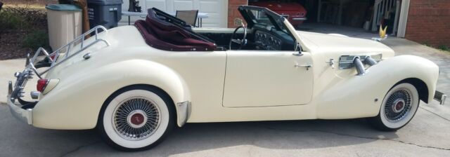 Auburn 1937 Cord Royale 7/8 replica 1970 image number 11