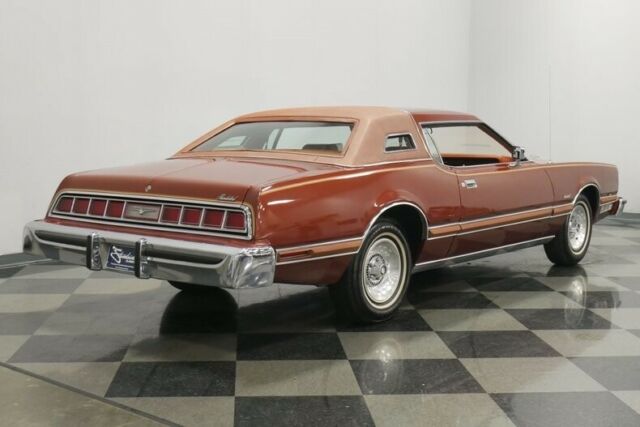 Ford Thunderbird 1975 image number 13