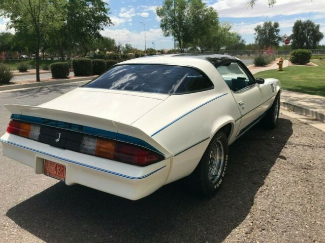 Chevrolet Camaro 1979 image number 6