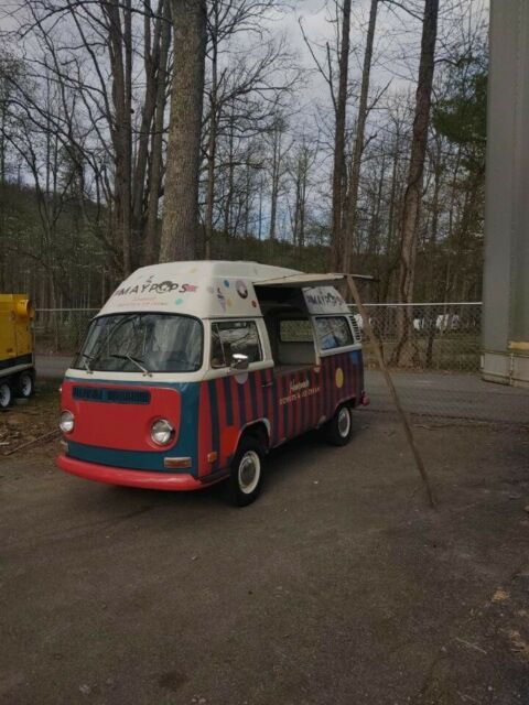 Volkswagen Vanagon 1972 image number 19