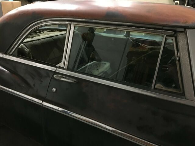 Chrysler 300 Series 1956 image number 32