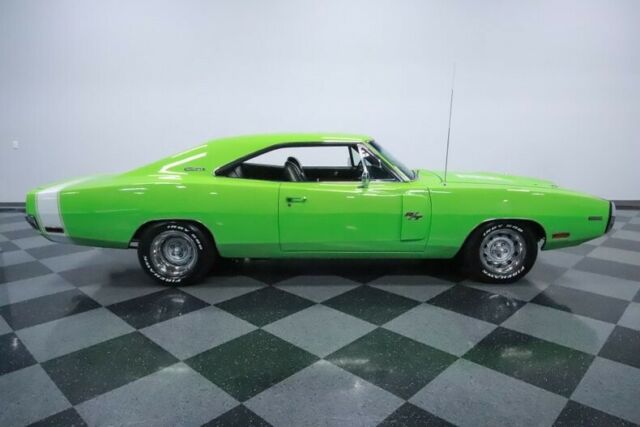 Dodge Charger 1970 image number 15
