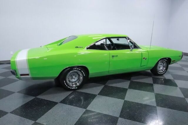 Dodge Charger 1970 image number 38