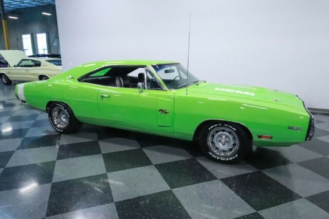 Dodge Charger 1970 image number 40