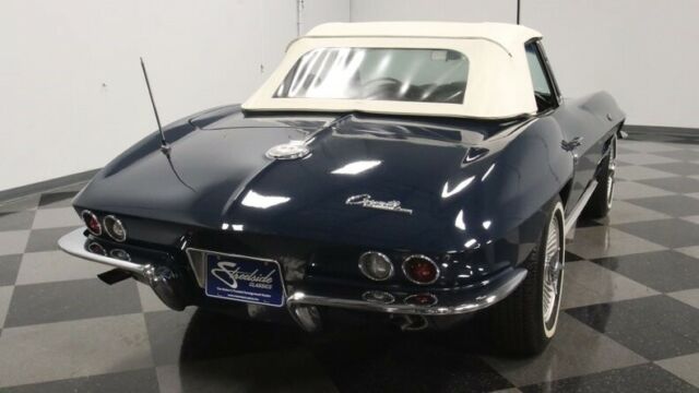 Chevrolet Corvette 1964 image number 12