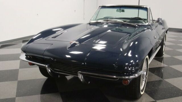 Chevrolet Corvette 1964 image number 20
