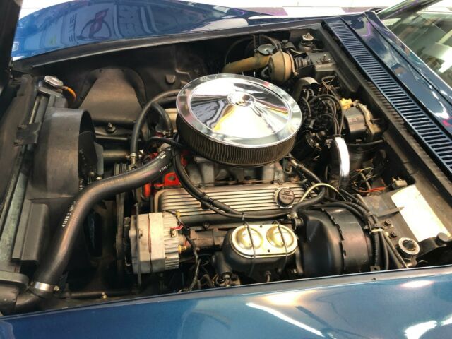 Chevrolet Corvette 1972 image number 42