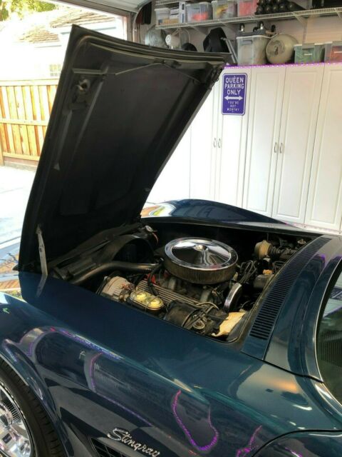 Chevrolet Corvette 1972 image number 43