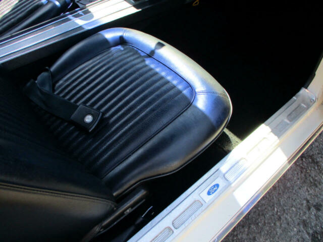 Ford Mustang 1968 image number 12