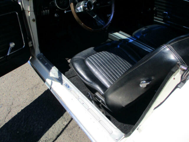 Ford Mustang 1968 image number 33