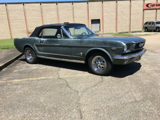 Ford Mustang 1966 image number 0