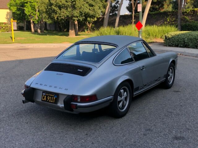 Porsche 911 1973 image number 3
