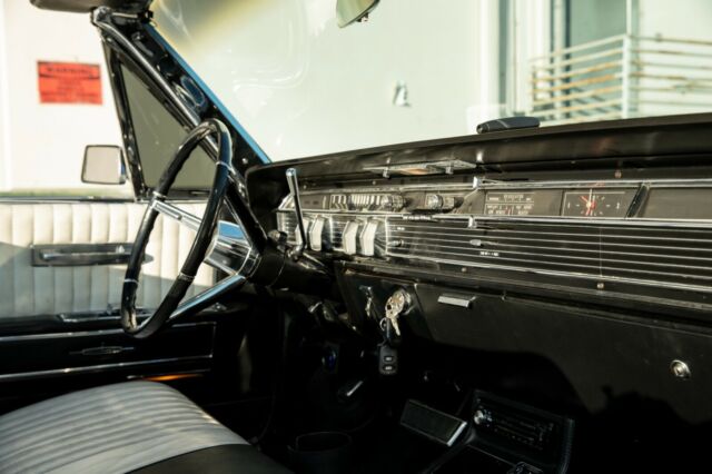 Lincoln Continental 1964 image number 19