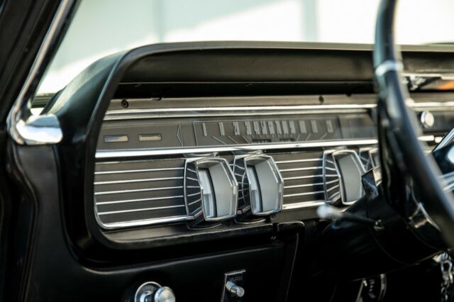 Lincoln Continental 1964 image number 31