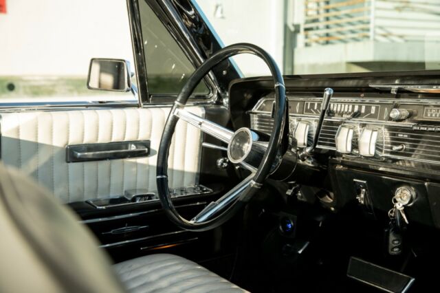Lincoln Continental 1964 image number 43