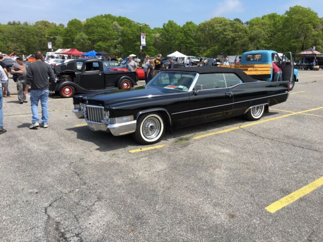 Cadillac DeVille 1970 image number 2