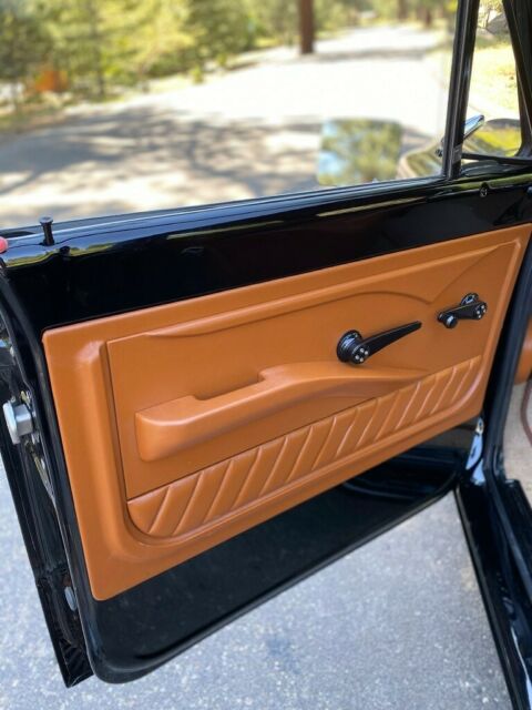 Chevrolet C-10 1971 image number 36