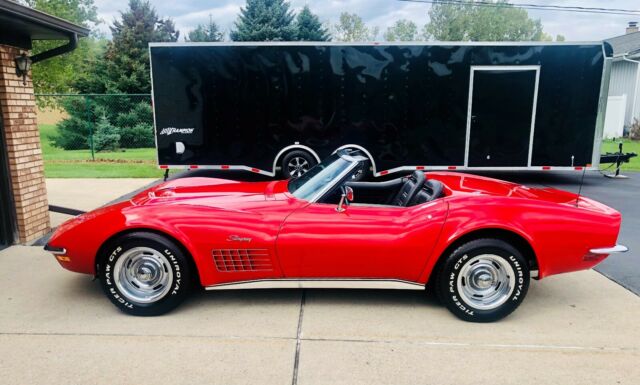Chevrolet Corvette 1972 image number 25