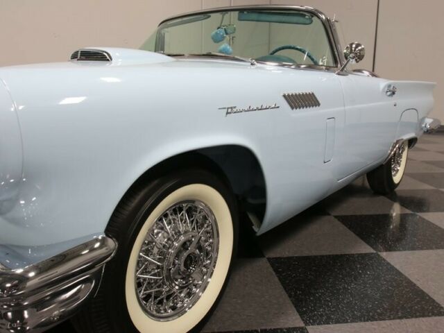 Ford Thunderbird 1957 image number 9